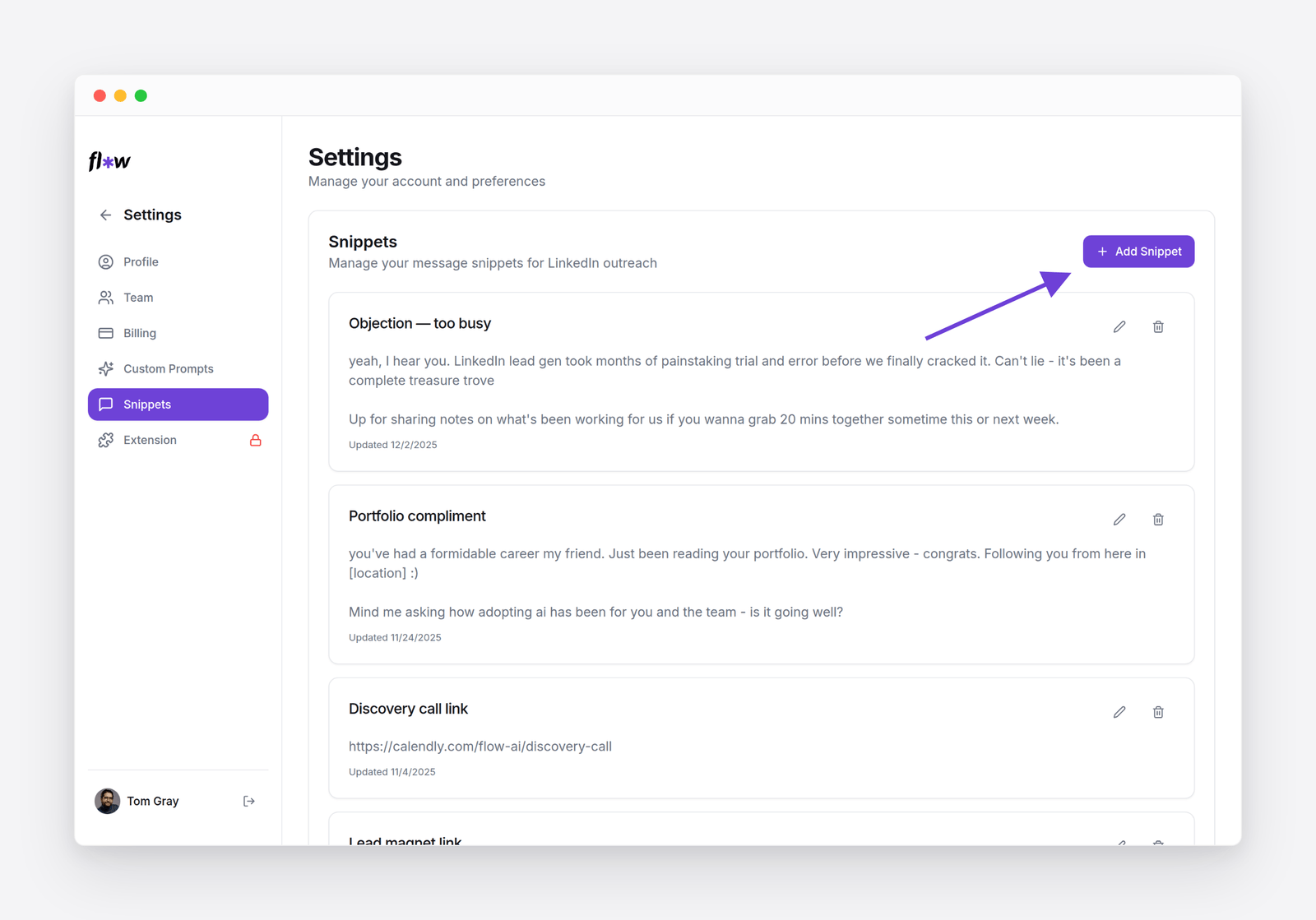 Settings → Snippets: saved reusable text blocks such as a discovery call link and a portfolio compliment, with an Add Snippet button